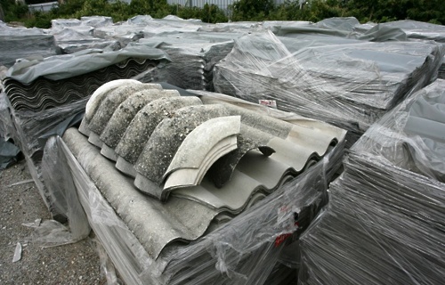 Azbestne plošče (foto: deloindom.com)