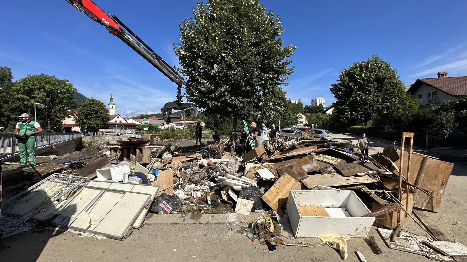 Poplave odstranjevanje komunalnih odpadkov_2